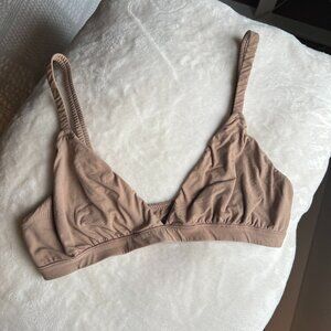 SKIMS Fits Everybody triangle bralette — Sienna